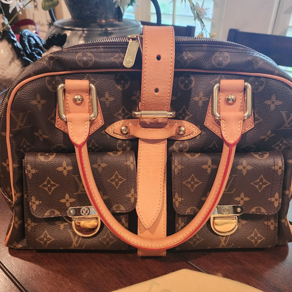 Authentic Louis Vuitton Manhattan GM
